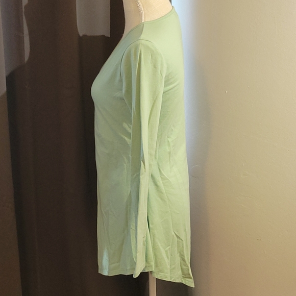 Bundle of Two Long-Sleeve Tunic Tops - Picture 5 of 10